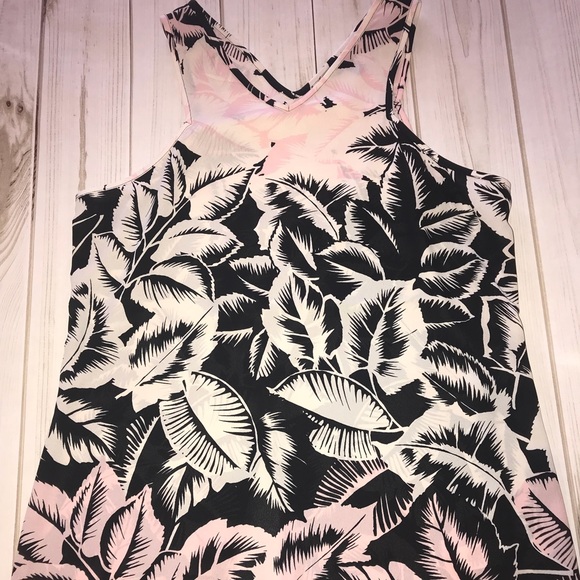 Express Tops - Sold - Express Sleeveless Palms Top